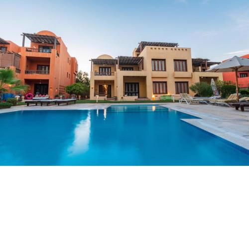 El Gouna 2 bedrooms apartment South Marina Ground Floor
