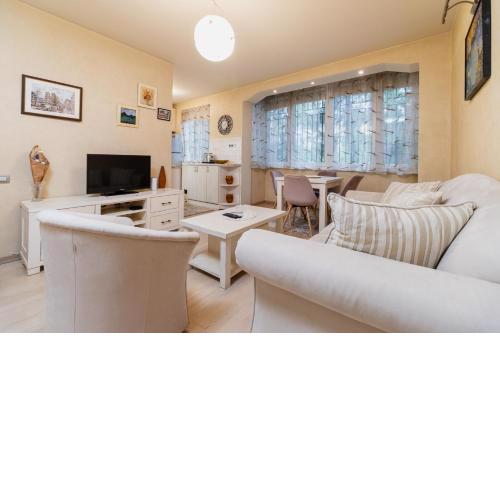Elegant 1-Bedroom Apartment