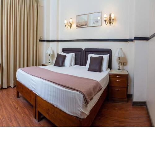 Elegant 2BR Apt in Downtown - Royal 4