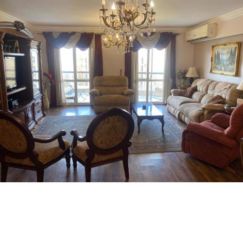 Elegant and Spacious Luxury Apartment in Rehab In Tagamou New Cairo