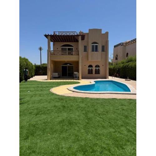 Elegant Beach Villa Sharm