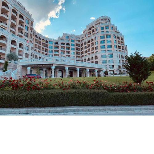 Elegantz Apartments 2