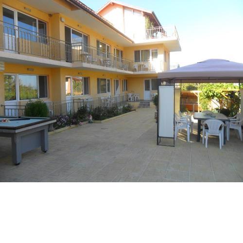 Eleonor Guest House