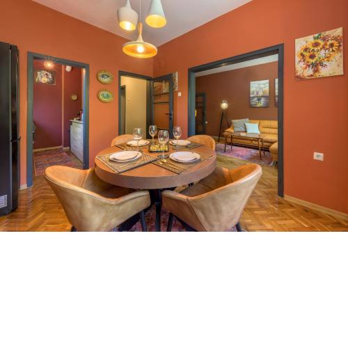 ELI-ANDON APARTMENt