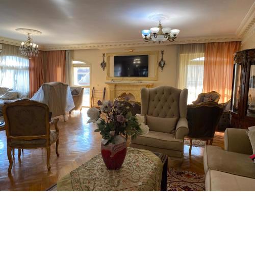 Elite Homes 3BR Sunny Apartment Families Only
