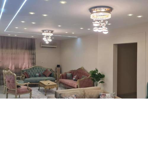 Elkhalil Suite