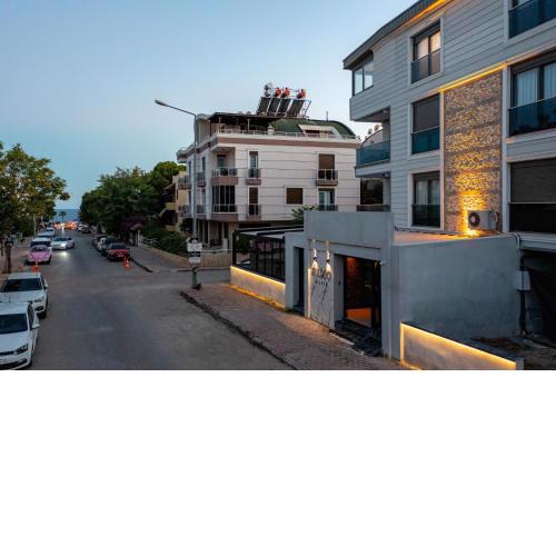 ELUXİO SUİTE HOTEL