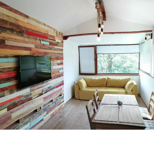Ema guest house