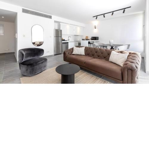 Emerald Apartments