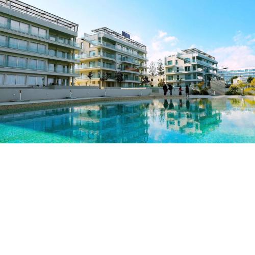 Emerald Suites