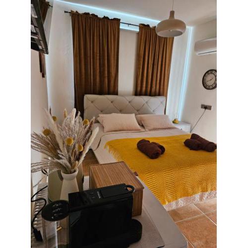 Emmelia Rooms - Paphos