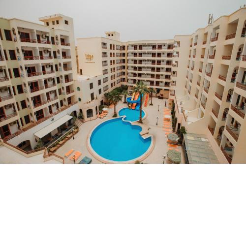 Empire Hotel Aqua Park