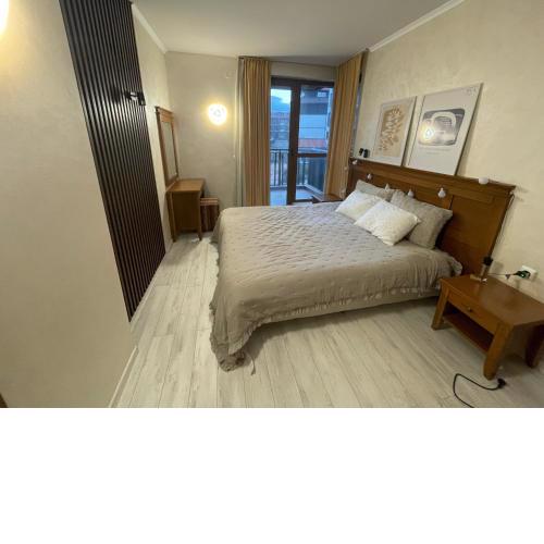 English Apartments