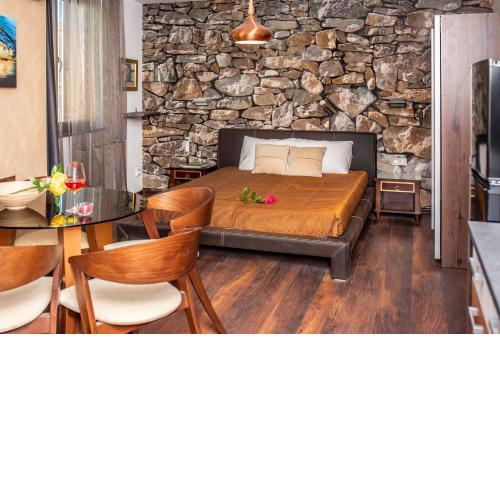 Enika Hotel