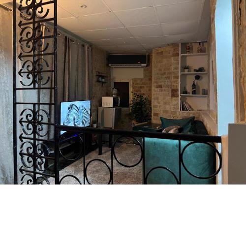 Entire Modern studioin zamalek