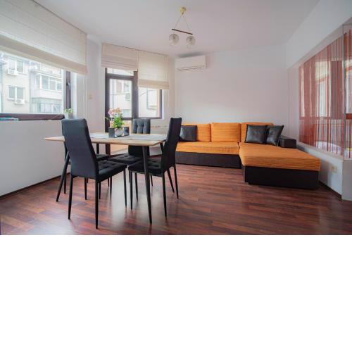 EpiCenter by RV Apartments
