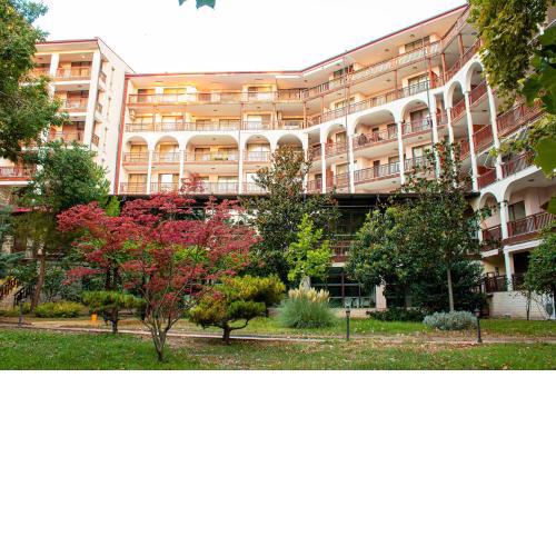 Estreya Residence Hotel and SPA