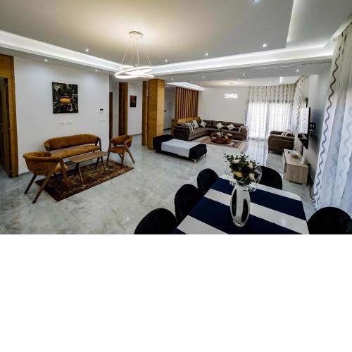 Étage de villa à la Soukra