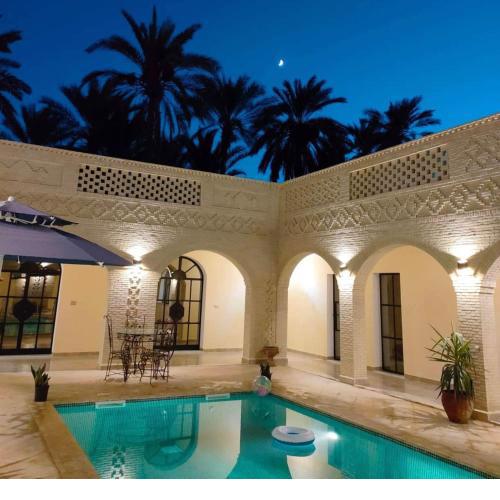 Evening Rose Villa