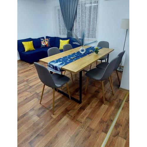 Excellent 2BR Flat In downtown