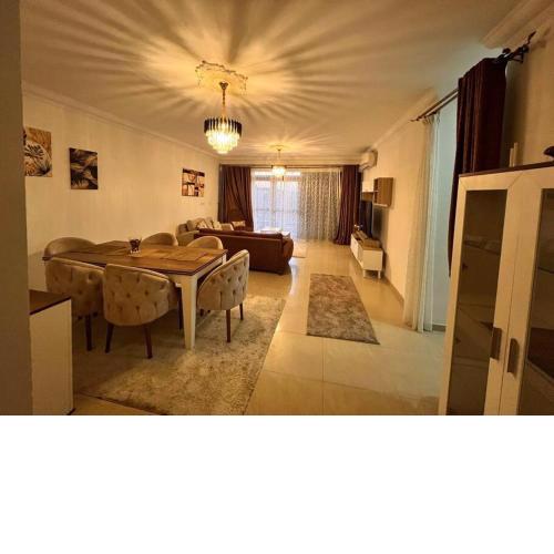 Excellent 3-BR Hotel Apt in Madinaty