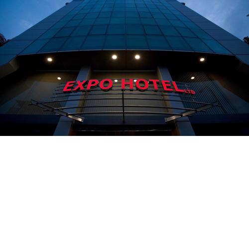 Expo Hotel