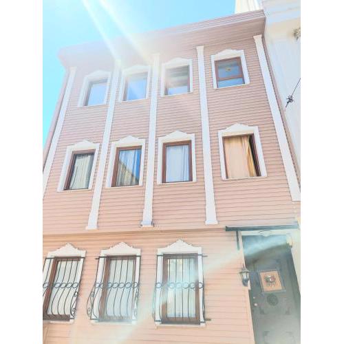 Ezgi apart