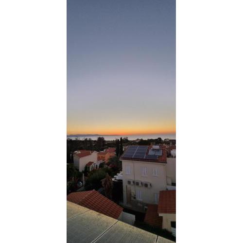 Fab Sea and Mountain View Villa, walking distance from the Sandy Beach