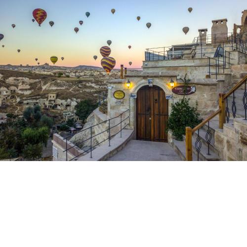 Fairyland Cave Hotel