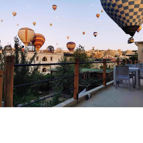 Falcon Cave Suites