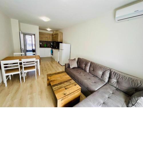 Family Apartments Pomorie 2