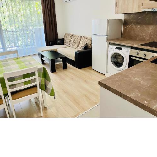 Family Apartments Pomorie 4