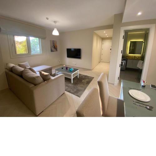 Family-friendly 1 Bedroom Suite Pyramids Giza