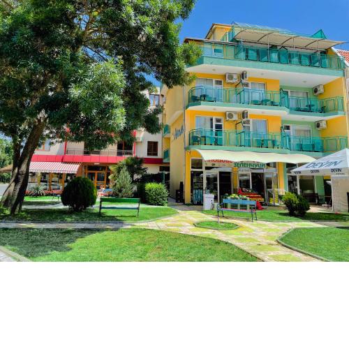 Family Hotel Avenue