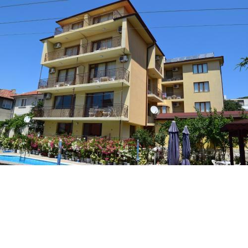 Family Hotel Chris