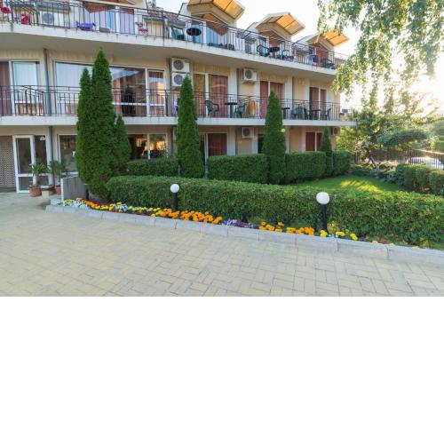 Family Hotel Dayana Beach
