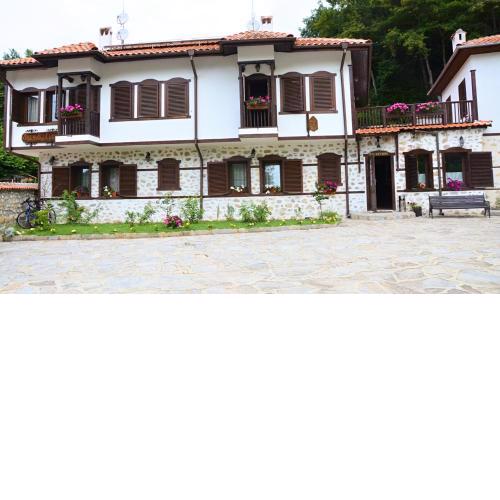 Family Hotel Dinchova kushta