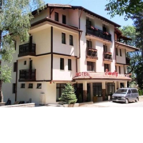 Family Hotel Emaly 2