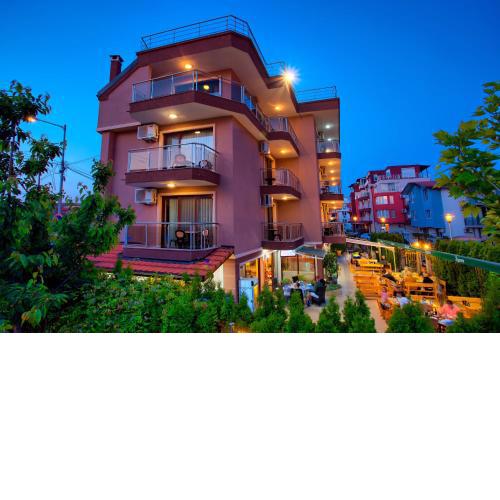 Family Hotel Karel