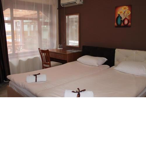Family Hotel Square