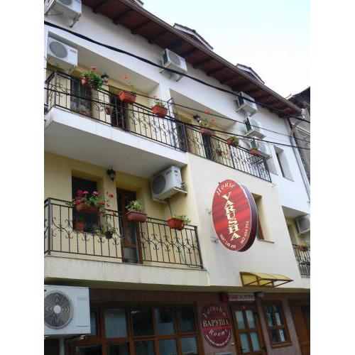 Family Hotel Varusha
