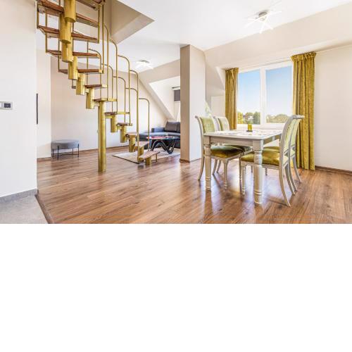Fancy 1BD penthouse with terrace near the centre