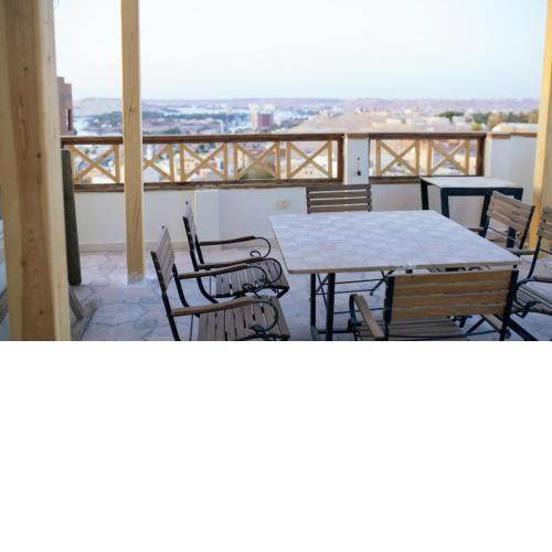 Farah Guest House