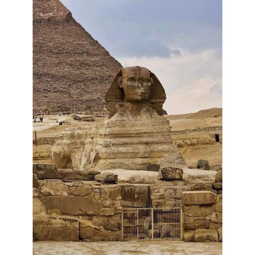 Fares pyramids Hostel