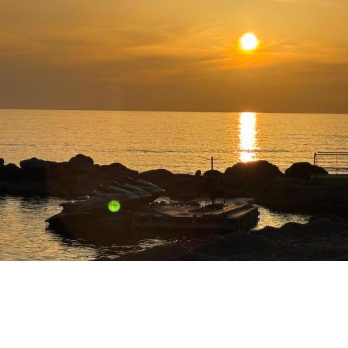 Faros Beach Seabreeze 1B, Pool, Seaside, Paphos