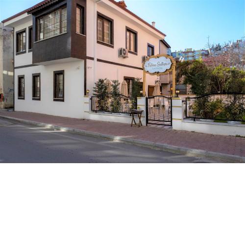 Fatma Sultan Oldtown Konak & Restaurant ,100Mb fast internet