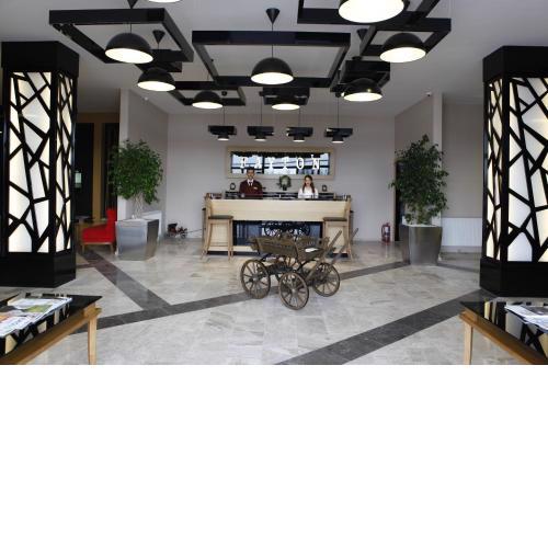 Fayton Hotel