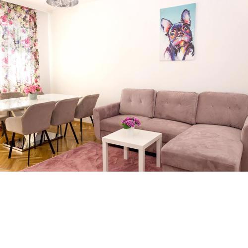 Feel at Home 2BD Flat in Varna