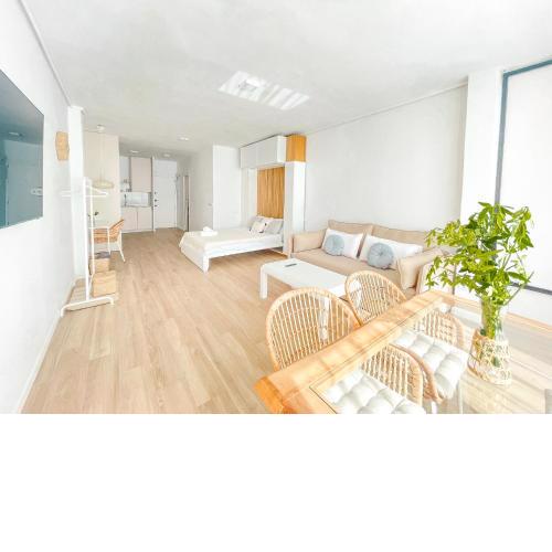 ✺Fenomenal Estudio en Milla de Oro✺Piscina✺Parking