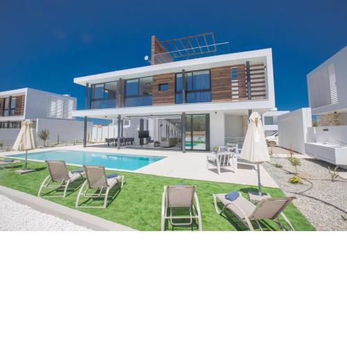 Ferienhaus In Protaras Mit Großem Garten